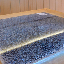 4+4mm夹胶钢化玻璃